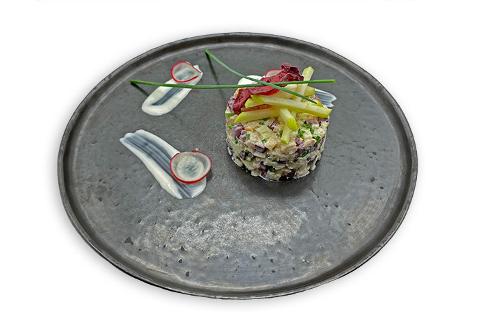 Tartare de truite fumée, betterave et pomme Granny Smith